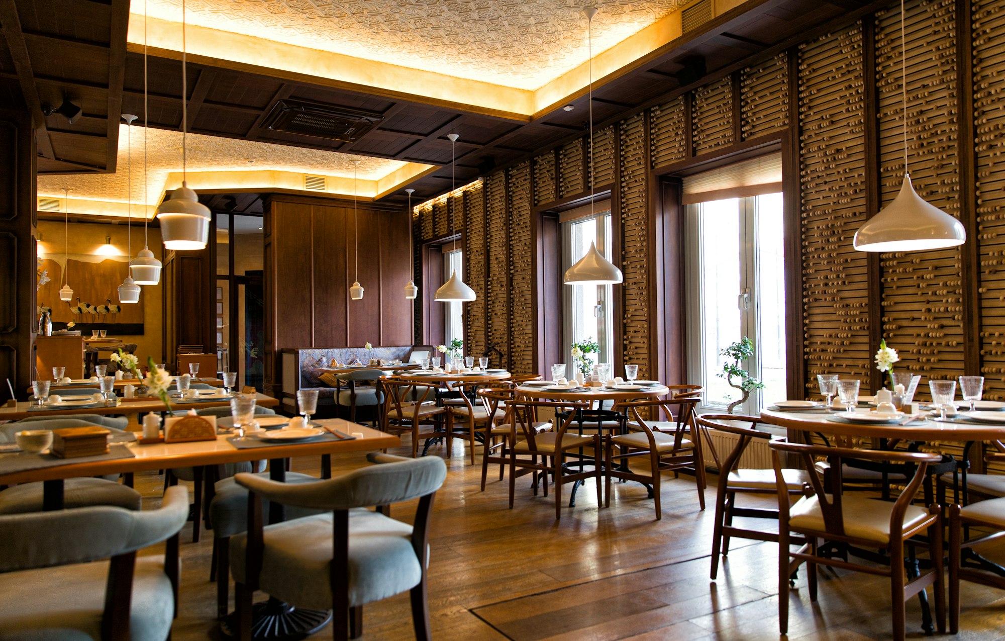 Restaurant front of house at service — the kind of business Stagg builds software for